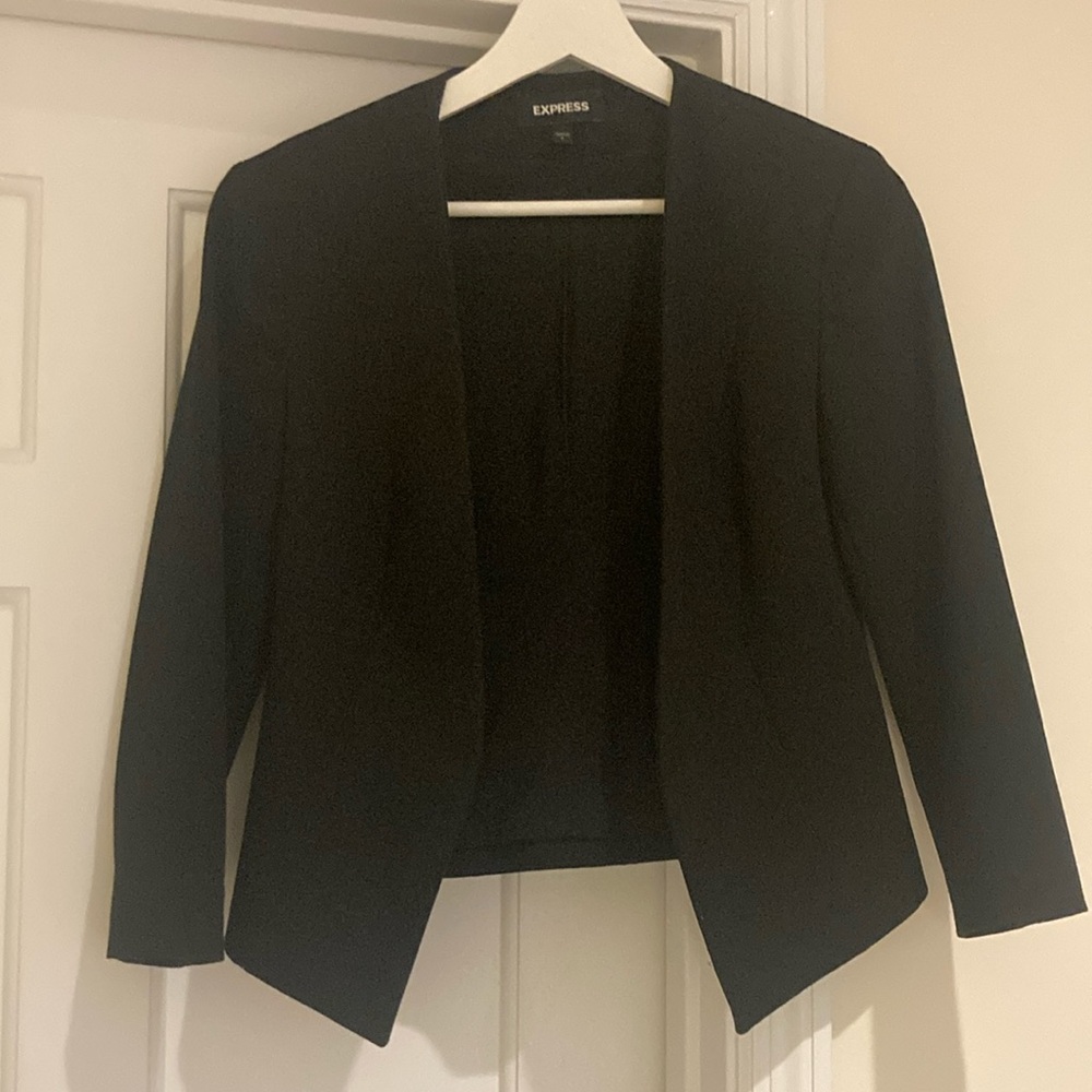 Express black cropped blazer